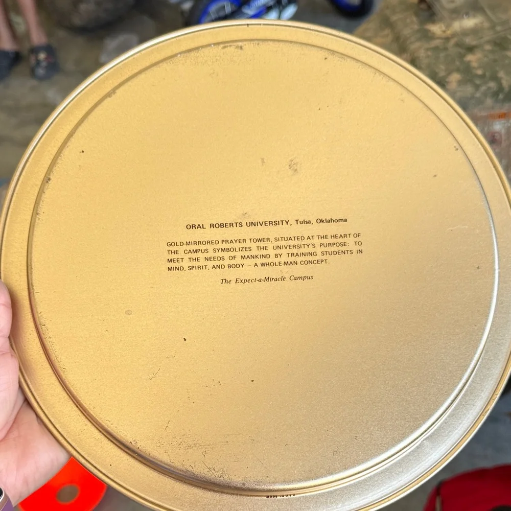 Gold Oral Roberts University Plate